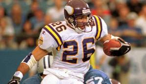 RUNNING BACK: Robert Smith. Smith war der Lead-Running-Back der Vikings und schaffte es 1998 erstmals in seiner Karriere in den Pro Bowl. Er lief für 1187 Yards und 6 Touchdowns.