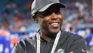 2.: MIAMI DOLPHINS - Die Dolphins wären ein solches Team. Neben den Jets und Jaguars kann niemand so viel Draft-Kapital anbieten wie Miami, das 2021 den 3. und den 18. Pick im Draft hält. In einem Bieterkrieg könnten sie die Konkurrenz so ausstechen.