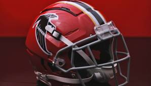ATLANTA FALCONS: Die Falcons gehen gewissermaßen zurück auf ihren roten Original-Helm aus dem Jahr 1966. Allerdings mit einem markanten Unterschied: Die goldenen Streifen! Sie sind eine Hommage an die Colleges Georgia und Georgia Tech.