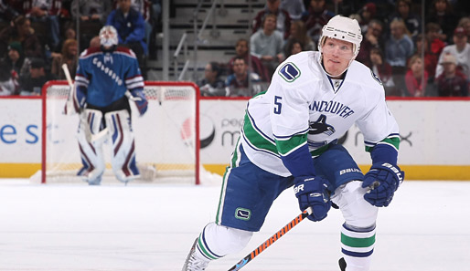 Christian Ehrhoff spielt seit 2003 in der NHL, kam im Sommer aus San Jose nach Vancouver
