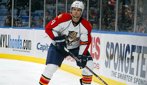 Dennis Seidenberg ist seit 2002 in der NHL aktiv, spielte dort schon für vier Vereine