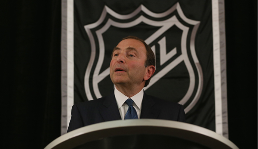 NHL-Boss Bettman hofft, die Spielergewerkschaft mit dem neuen Angebot überzeugen zu können