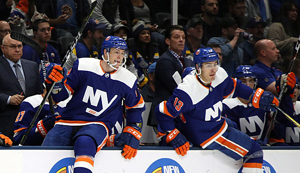Tom Kühnhackl feiert seinen ersten Saisontreffer für die New York Islanders.