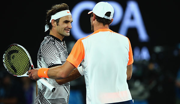 Roger Federer besiegte im Viertelfinale der Australian Open Mischa Zverev klar in drei Sätzen