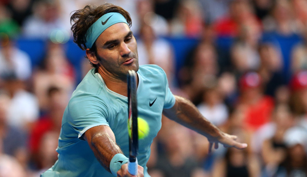 Comeback in style: Roger Federer hat in Perth auch den SABR ausgepackt!