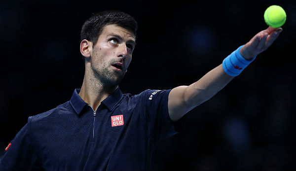 Novak Djokovic ist der Meister des Ballauftippens vor dem Aufschlag
