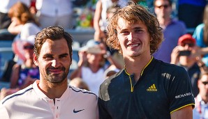 Mit Roger Federer ist Alexander Zverev derzeit auf Augenhöhe
