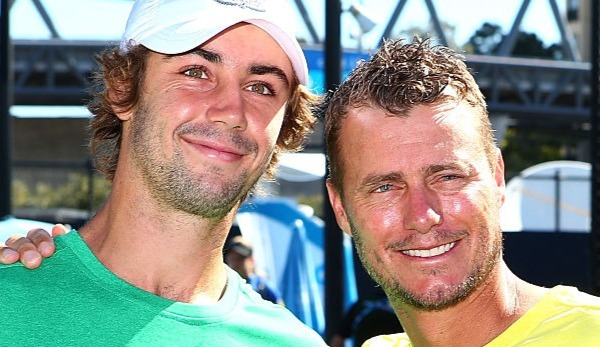 Jordan Thompson (l.) und Lleyton Hewitt (r.) spielen Doppel in Brisbane