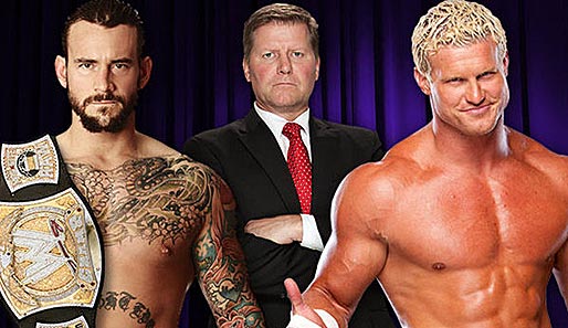 John Laurinaitis (M.) fungiert im WWE-Titel-Match zwischen CM Punk und Dolph Ziggler als Referee